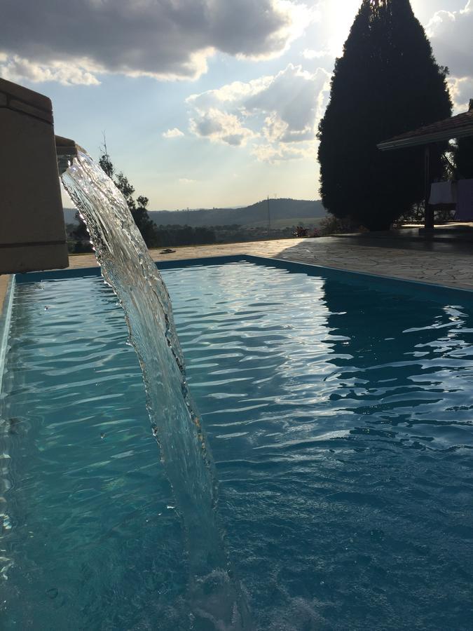 Linda Chacara Com Piscina Βίλα Atibaia Εξωτερικό φωτογραφία